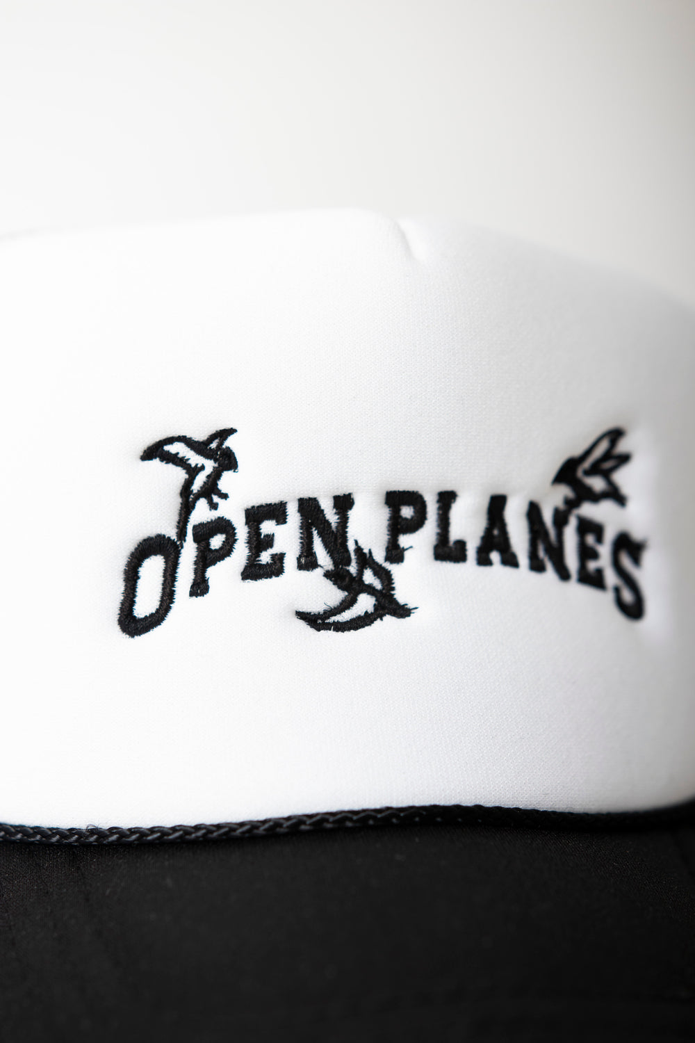 Boundless Trucker Hat - Black/White